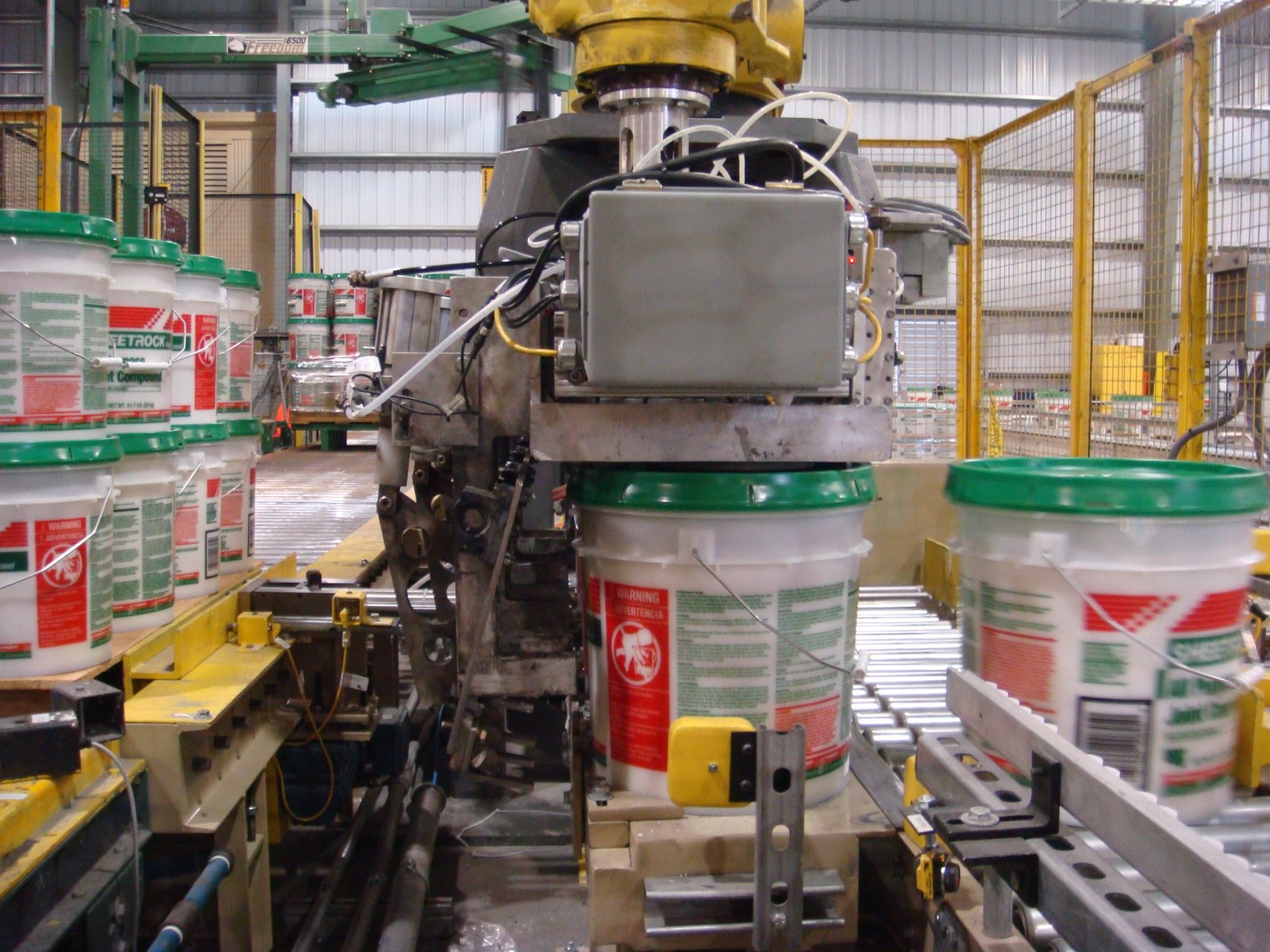 Robotics, palletizing, sorting line